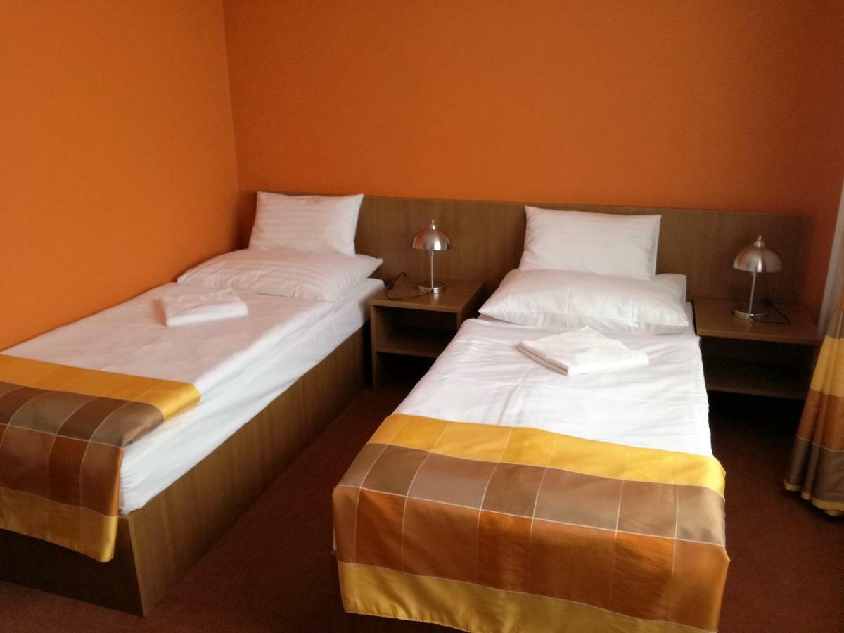 Hotel Rysavy Vémyslice エクステリア 写真